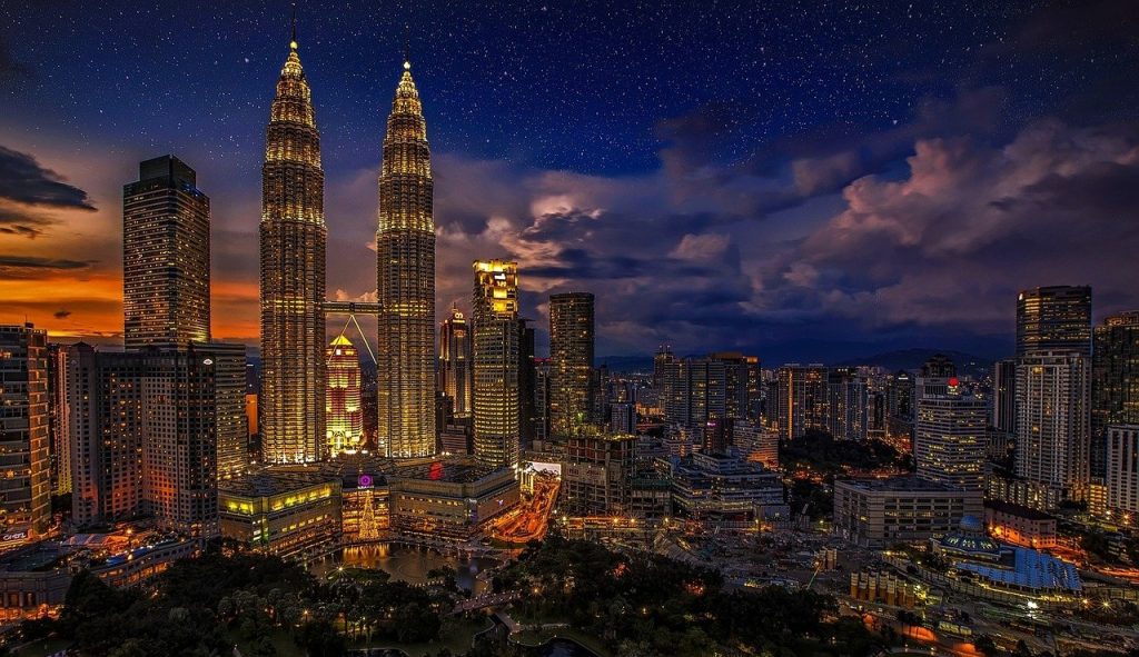 A photo of Kuala Lumpur, the capital of Malaysia, at night.